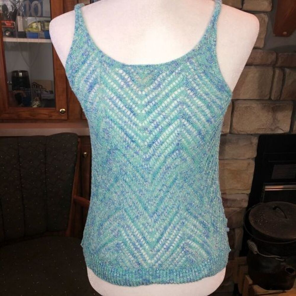 Mossimo size Medium crochet tank top boho style